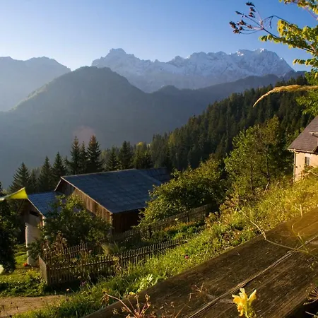 Turisticna Kmetija Perk Farm stay *