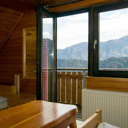 Farm stay Turisticna Kmetija Perk Solcava