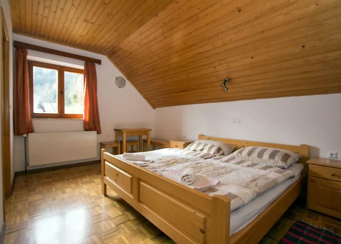 Turisticna Kmetija Perk Farma Solčava